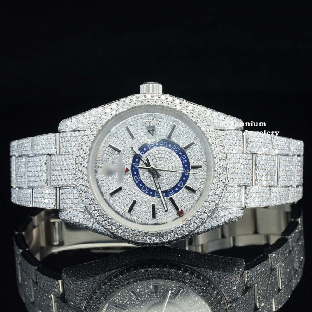 https://cdn.shopify.com/s/files/1/0571/2825/5601/files/01_7b59bd3a-8cca-45bd-80a0-2498014a3fbd.jpg?v=1735031761