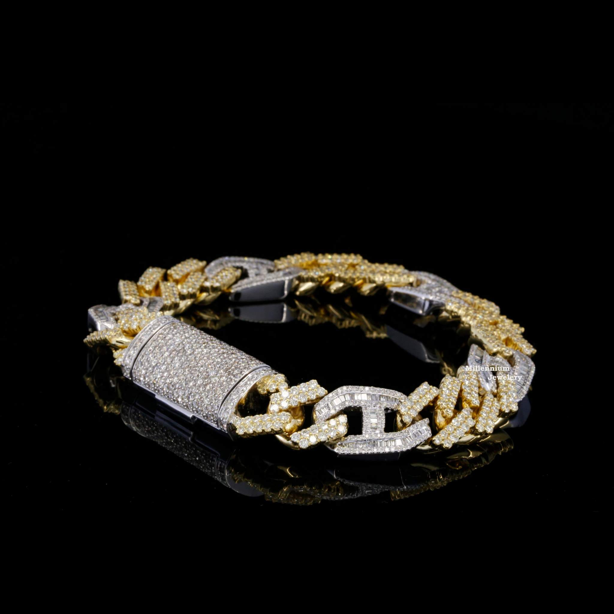 https://cdn.shopify.com/s/files/1/0571/2825/5601/files/1_425938f0-b154-4b74-b9e0-c643945aaf80.jpg?v=1720242752