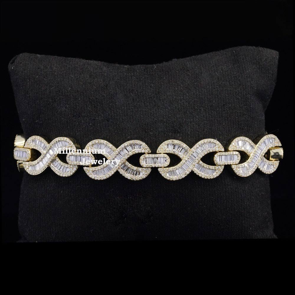 https://cdn.shopify.com/s/files/1/0571/2825/5601/files/1_d8764eb1-3b09-4e7a-b2c9-a2aa3f356cc0.jpg?v=1722595105