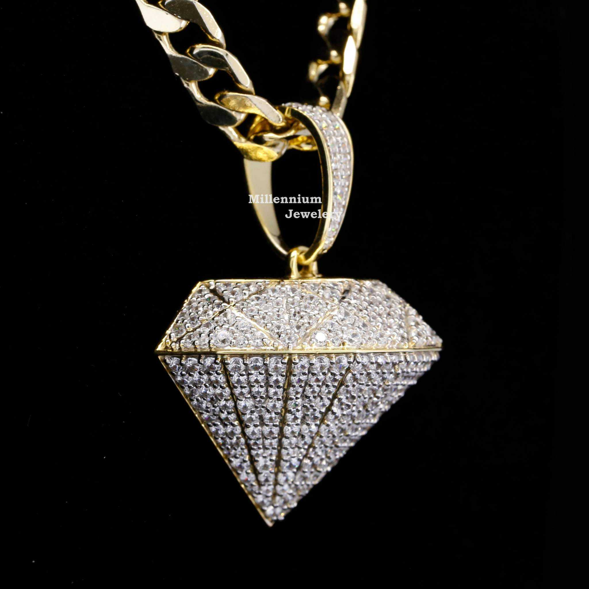 https://cdn.shopify.com/s/files/1/0571/2825/5601/files/3_af2f9c11-4b3c-4d79-8ded-797055389067.jpg?v=1737453231
