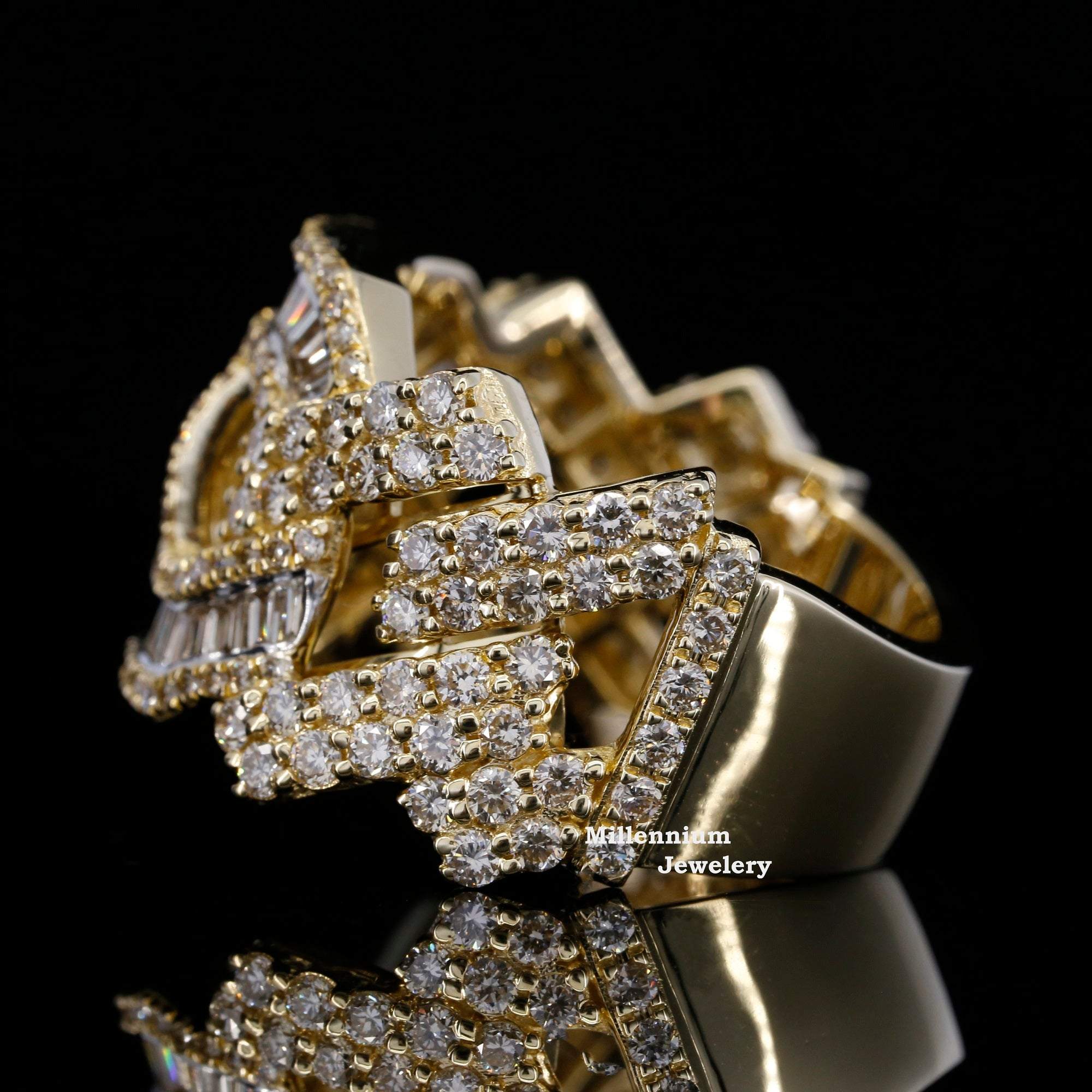 https://cdn.shopify.com/s/files/1/0571/2825/5601/files/3_d98c23a4-25c8-4508-a022-d0f82e72b8c0.jpg?v=1740727552