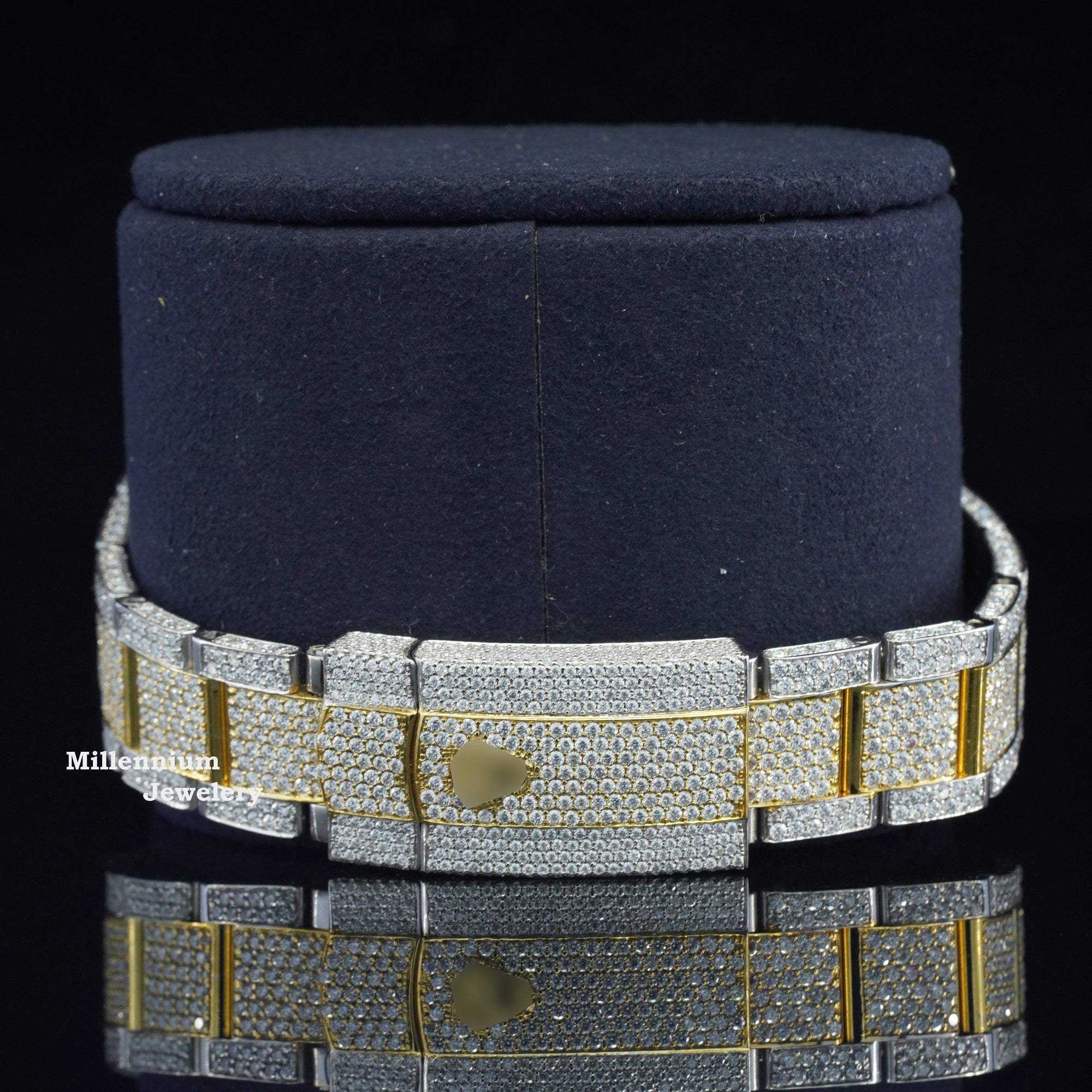 https://cdn.shopify.com/s/files/1/0571/2825/5601/files/4_d4b61e59-a363-4f31-8ce4-7a6fb5d31149.jpg?v=1740727025