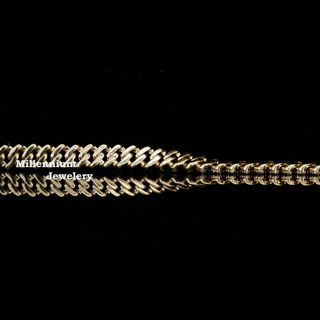 https://cdn.shopify.com/s/files/1/0571/2825/5601/files/4_df674c9d-cfe9-48df-9af2-25c700676106.jpg?v=1746443357