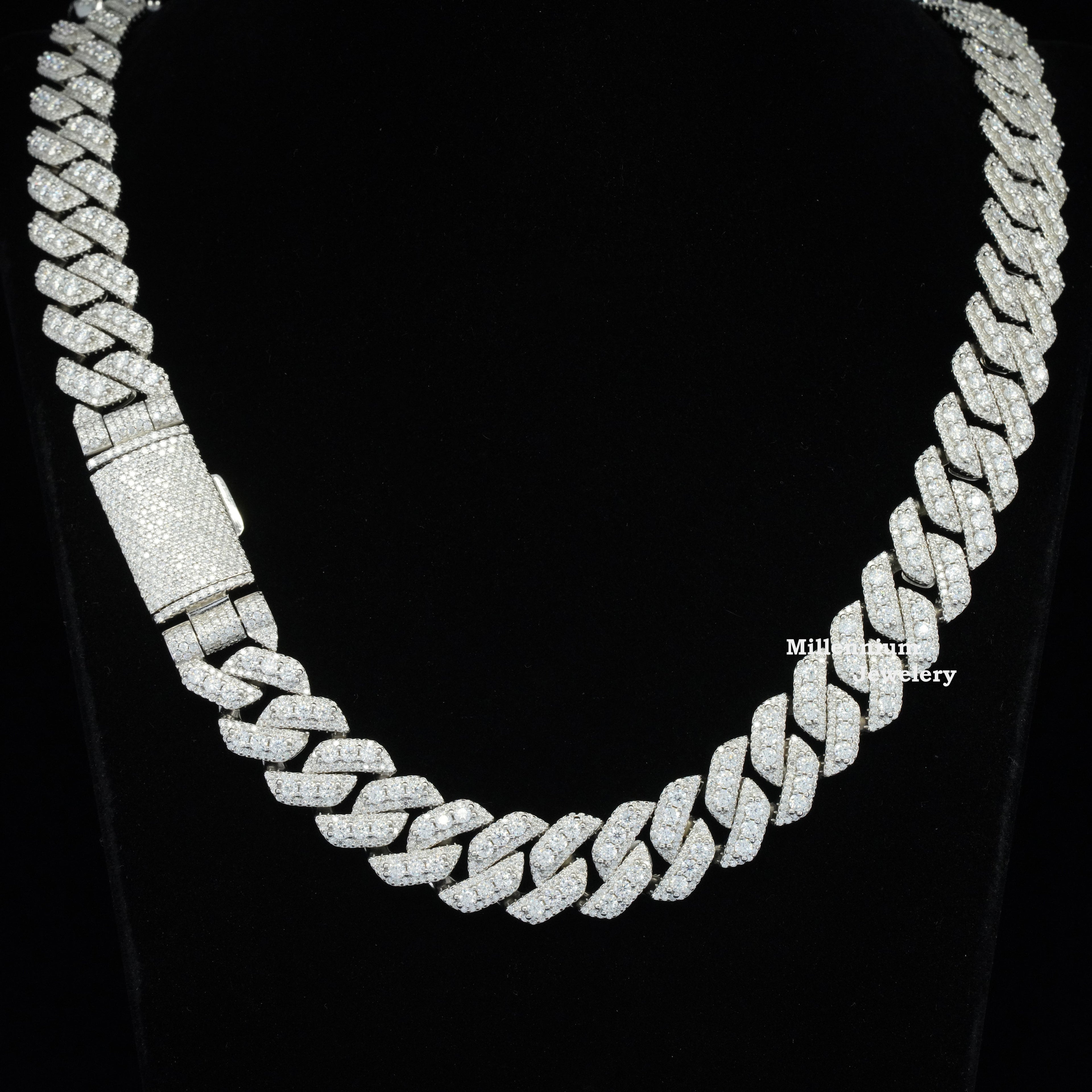 https://cdn.shopify.com/s/files/1/0571/2825/5601/files/DSC00619.jpg?v=1751019917