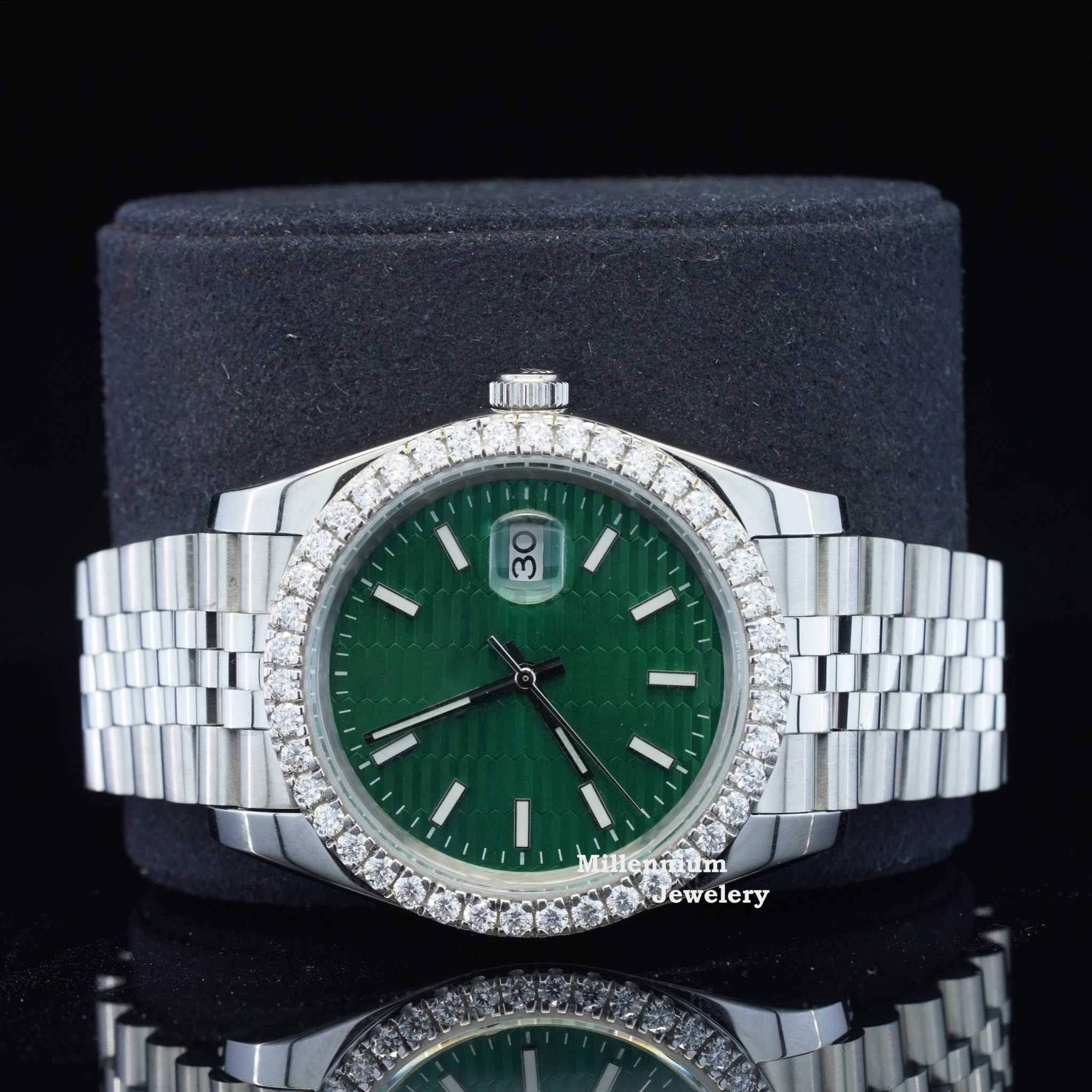 https://cdn.shopify.com/s/files/1/0571/2825/5601/files/DSC08212_f856dc6c-dbfe-4d40-be13-87ae739956c5.jpg?v=1744891714