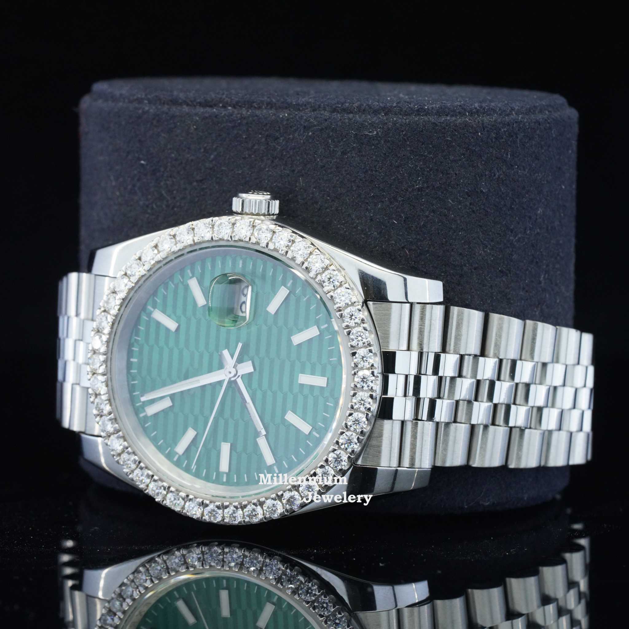https://cdn.shopify.com/s/files/1/0571/2825/5601/files/DSC08213_5f13da36-24d8-49ba-a721-f8f5f7ca3d9e.jpg?v=1744891711