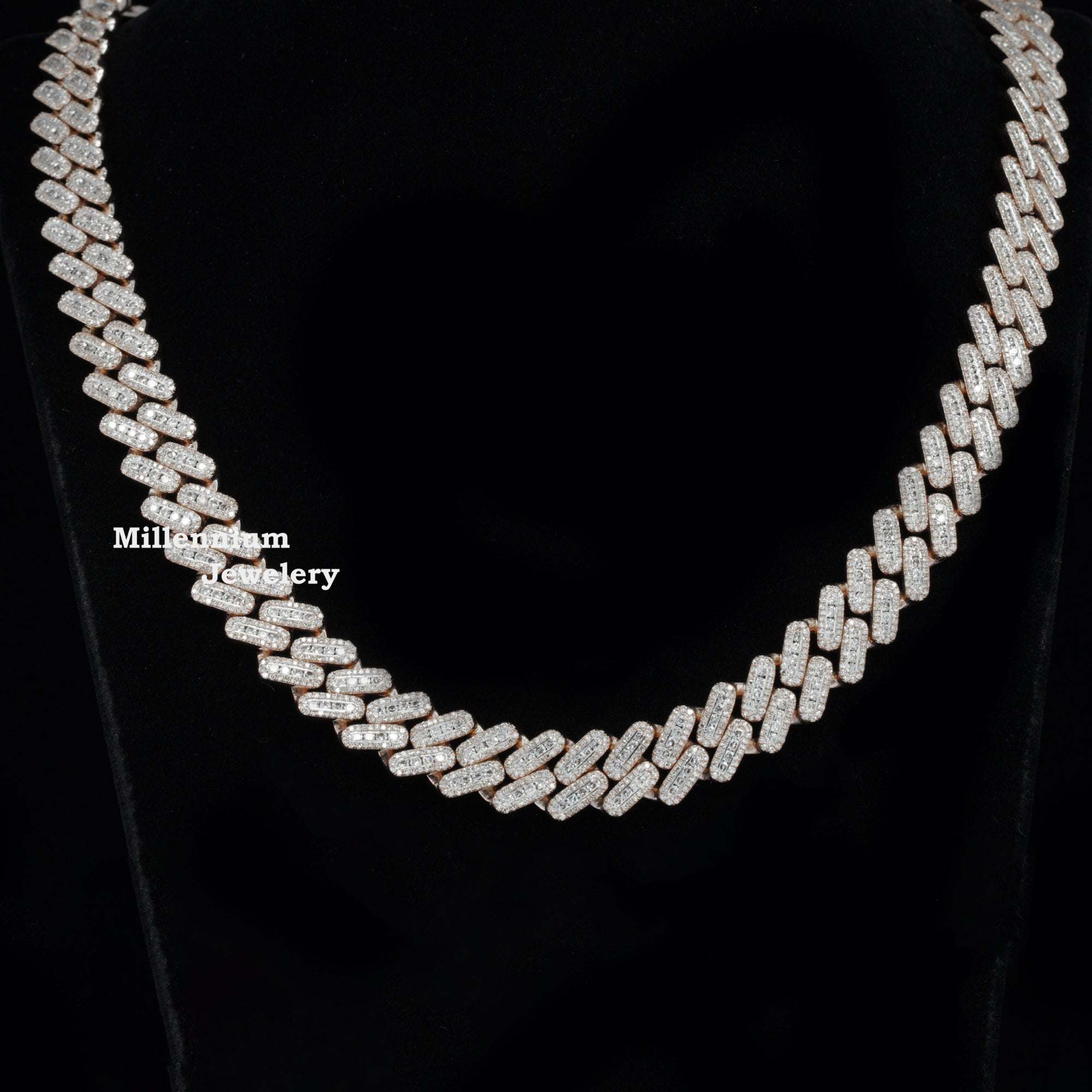 https://cdn.shopify.com/s/files/1/0571/2825/5601/files/FMB13874_4_1_ac51efaa-61de-42e0-8ce7-c87dca8d5994.jpg?v=1722594837