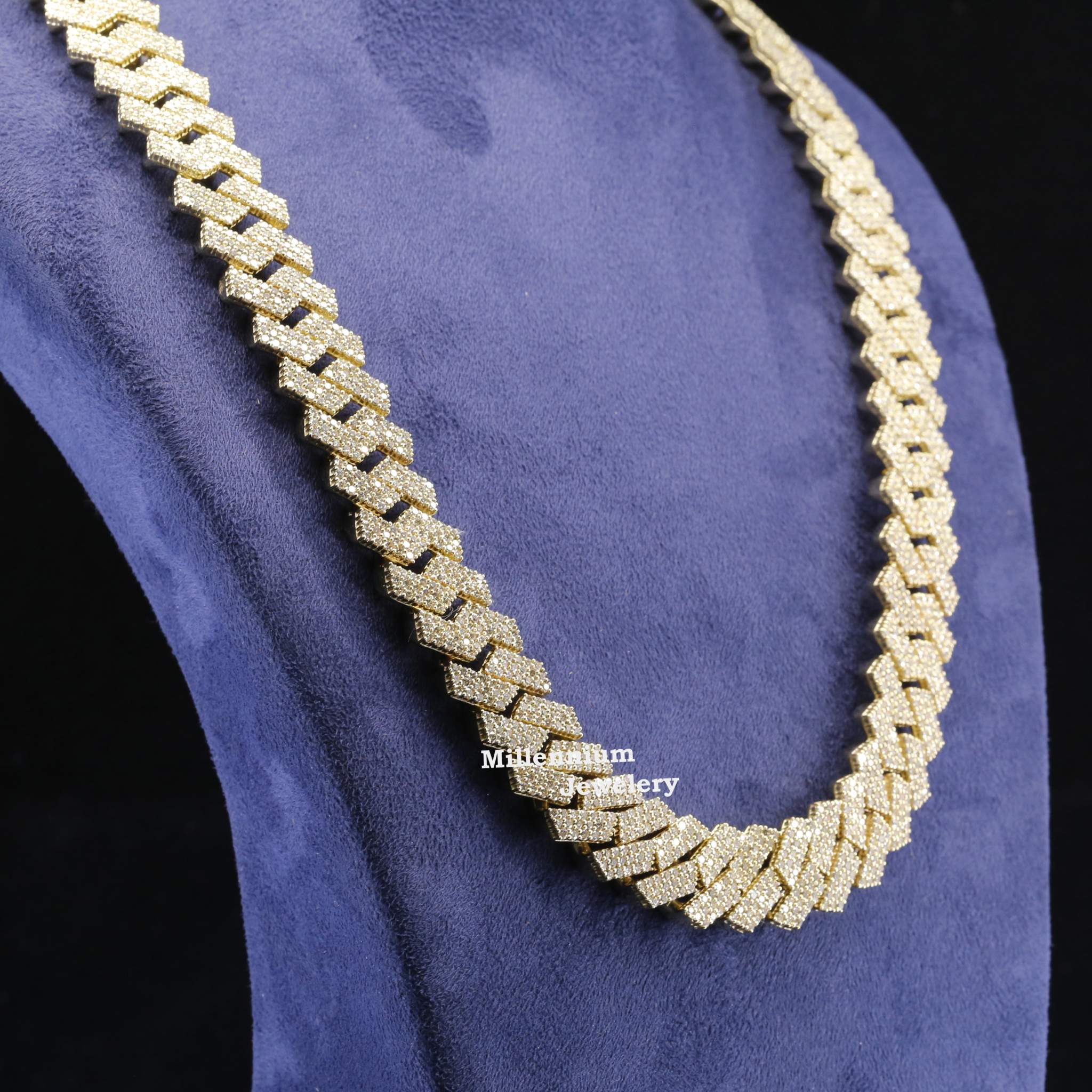 https://cdn.shopify.com/s/files/1/0571/2825/5601/files/MG_0896.jpg?v=1722595364