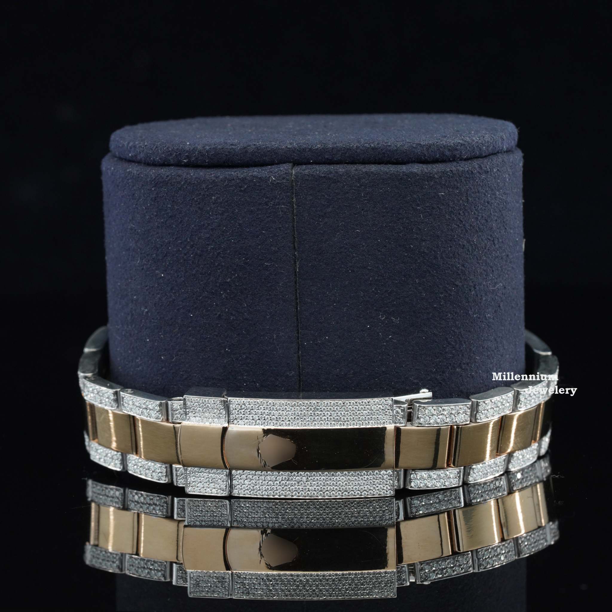 https://cdn.shopify.com/s/files/1/0571/2825/5601/files/RDSC06963copy.jpg?v=1740724069
