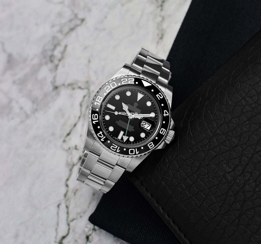 https://cdn.shopify.com/s/files/1/0571/2825/5601/files/SecondHandRolexGMT-MasterII.jpg?v=1735031564