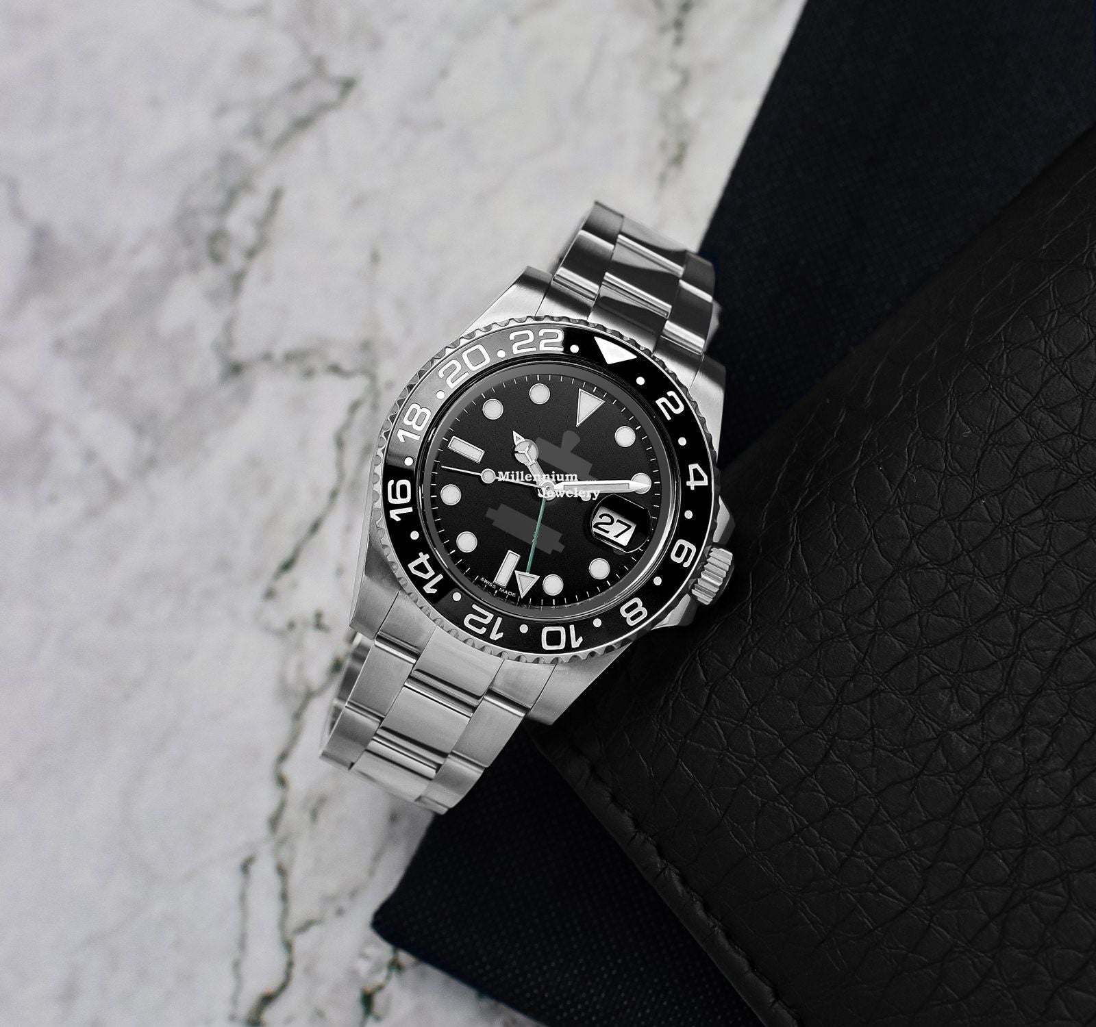 https://cdn.shopify.com/s/files/1/0571/2825/5601/files/SecondHandRolexGMT-MasterII.jpg?v=1735031564