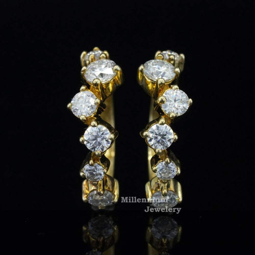 https://cdn.shopify.com/s/files/1/0571/2825/5601/files/moissaniteearrings_54592c3c-65a8-4202-a38d-0e89e27c5e63.jpg?v=1745059423