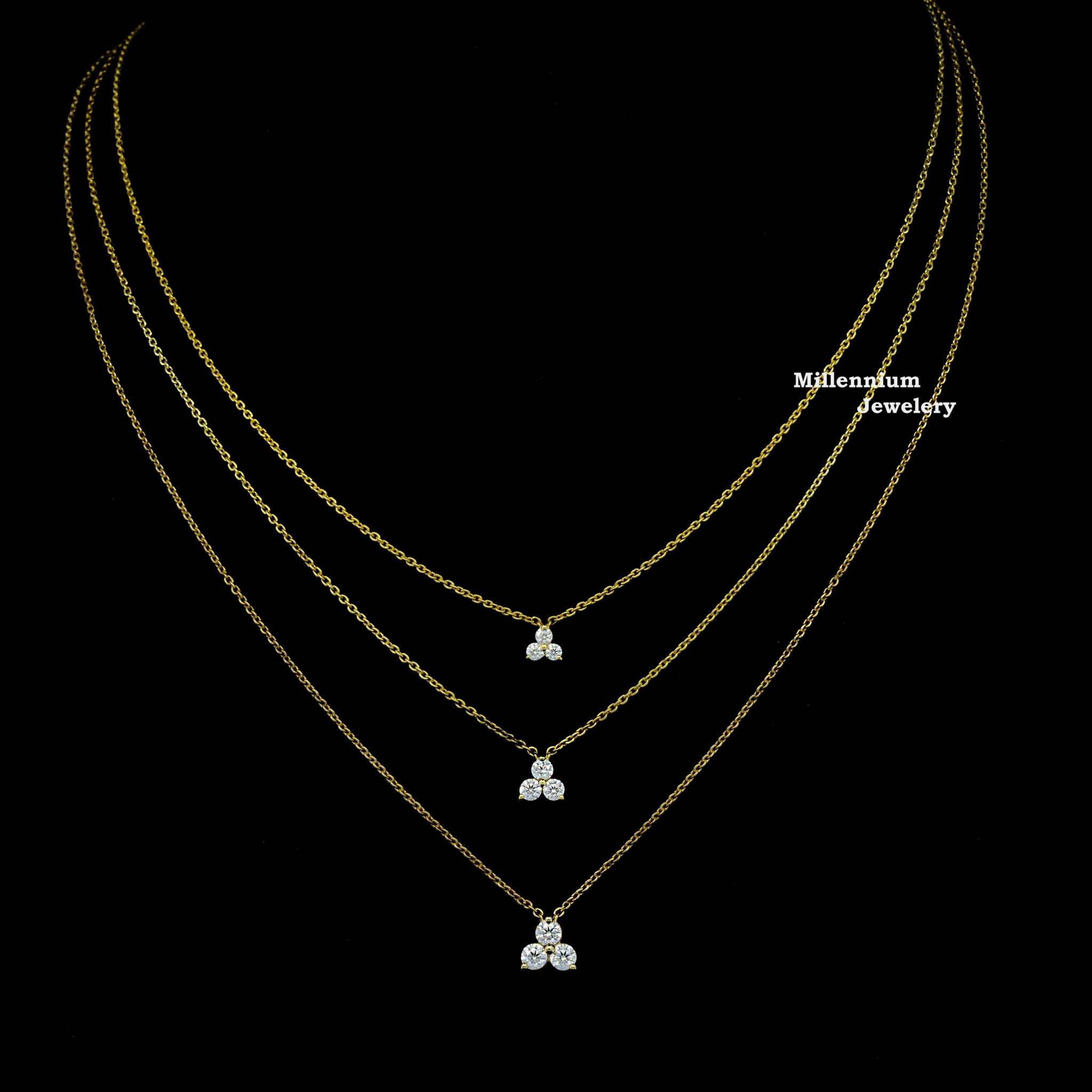 https://cdn.shopify.com/s/files/1/0571/2825/5601/files/moissanitependantnecklace1.jpg?v=1745048669